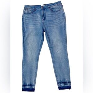 Judy Blue Light Wash Skinny Fit Ankle Jeans Size 13/31